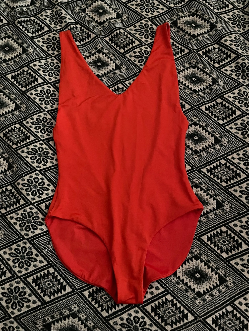 Londre minimalist swimsuit fiesta red M